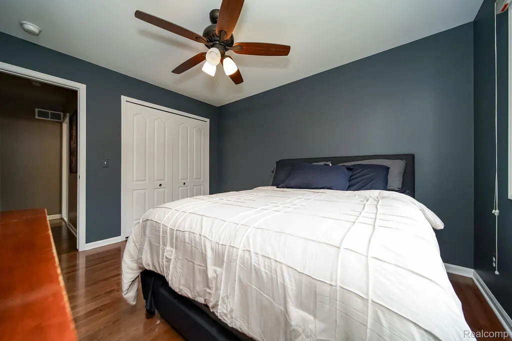 16154 White Water Drive Macomb Township MI 48042