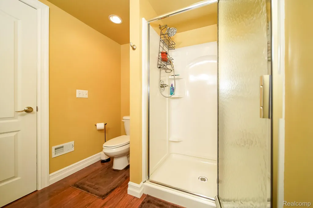 16154 White Water Drive Macomb Township MI 48042