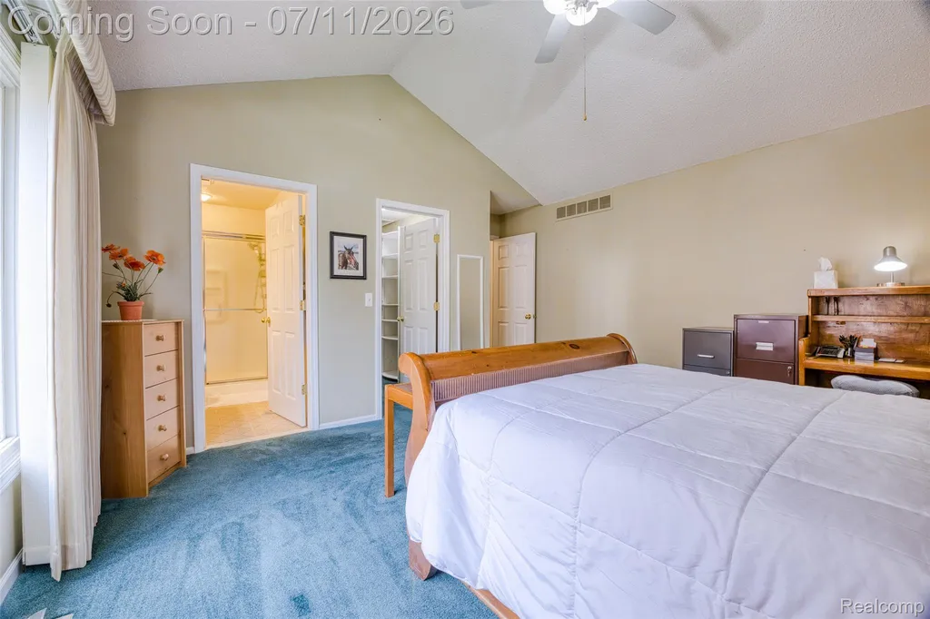 21790 River Ridge Trail Farmington Hills City MI 48335