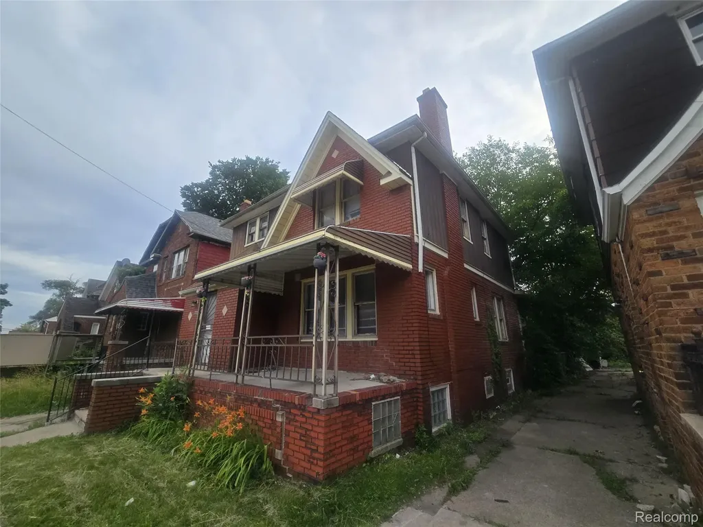 16171 Washburn Street Detroit City MI 48221