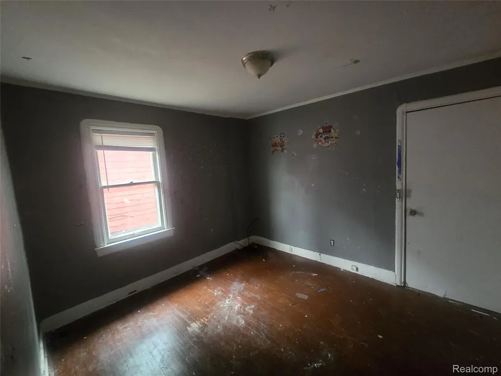16171 Washburn Street Detroit City MI 48221