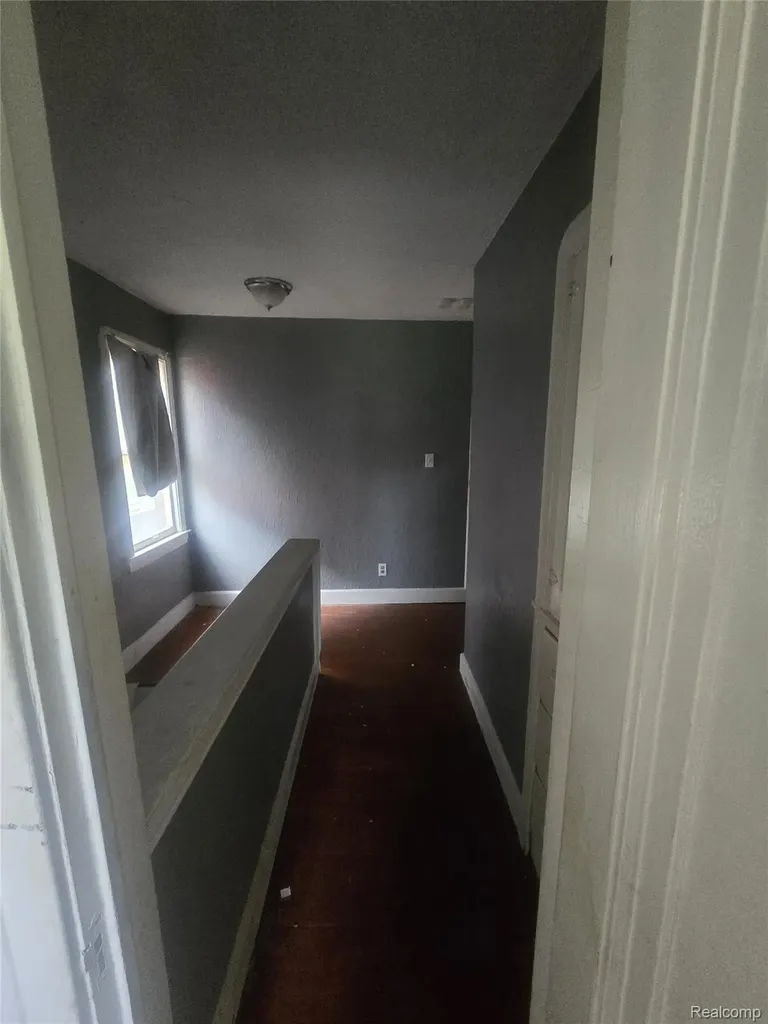 16171 Washburn Street Detroit City MI 48221