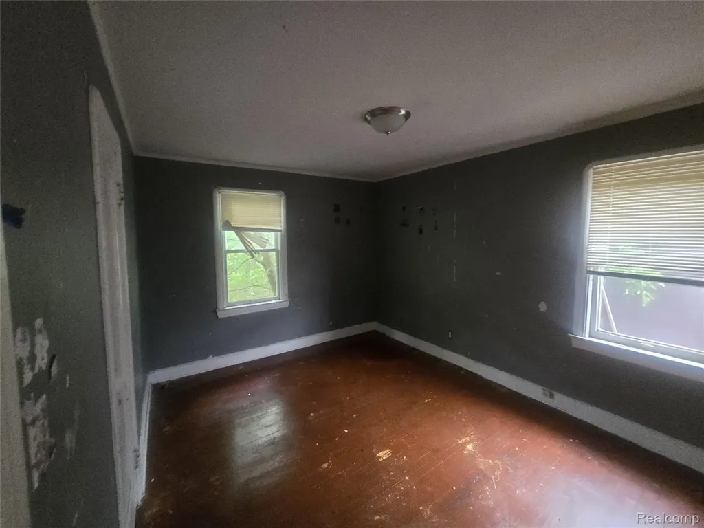 16171 Washburn Street Detroit City MI 48221