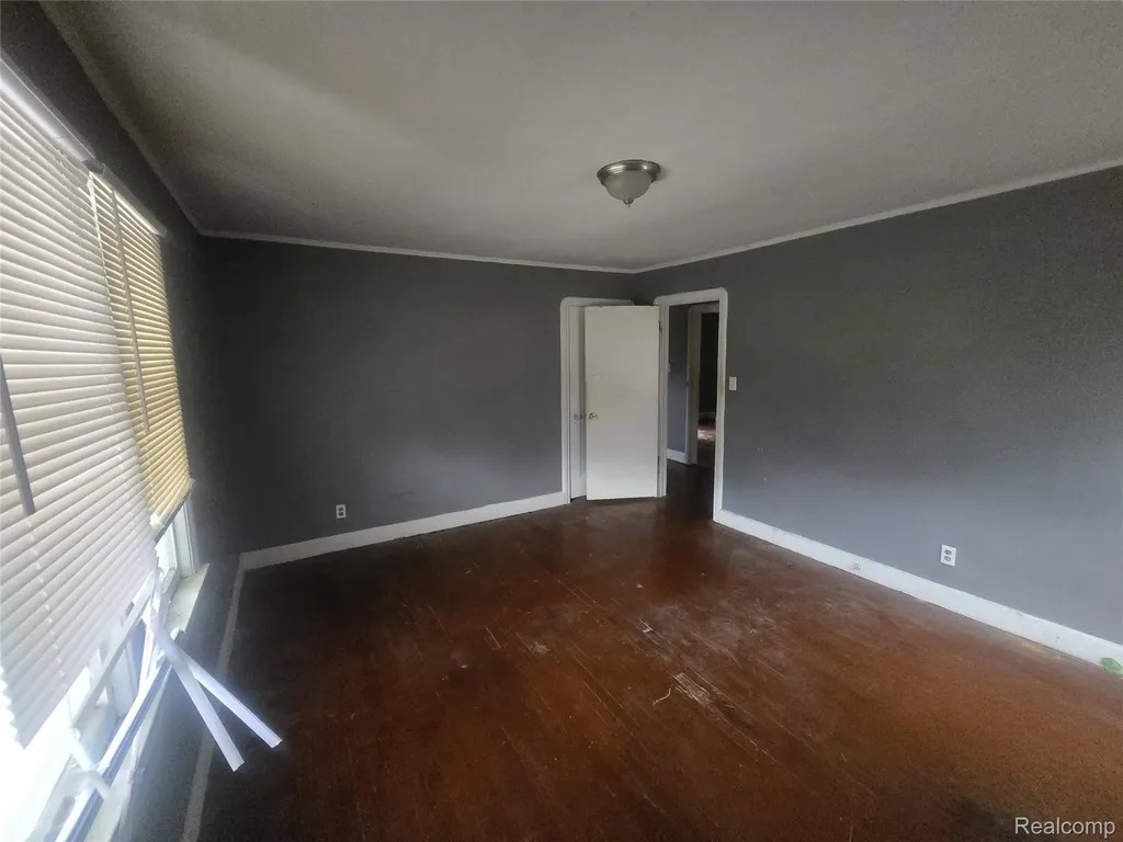 16171 Washburn Street Detroit City MI 48221