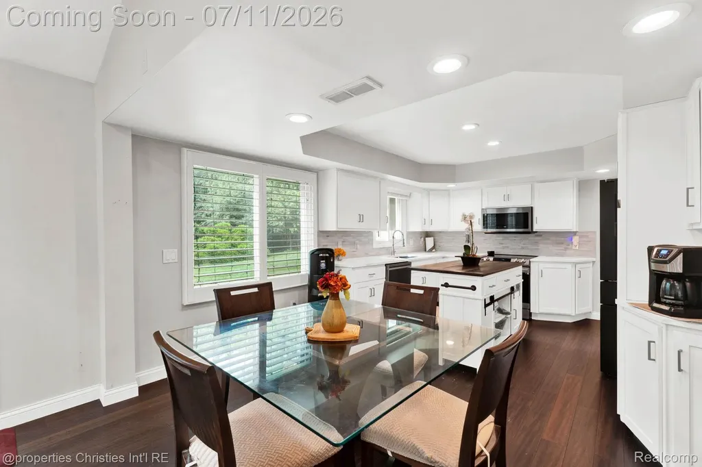 2766 Acorn Road Bloomfield Hills City MI 48302