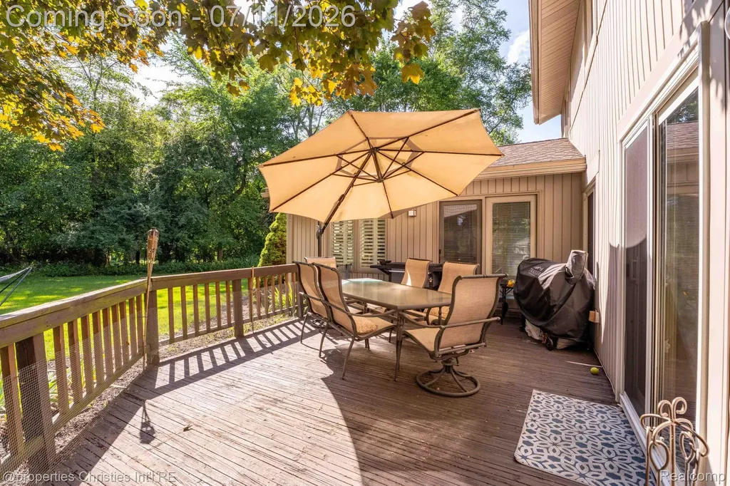 2766 Acorn Road Bloomfield Hills City MI 48302