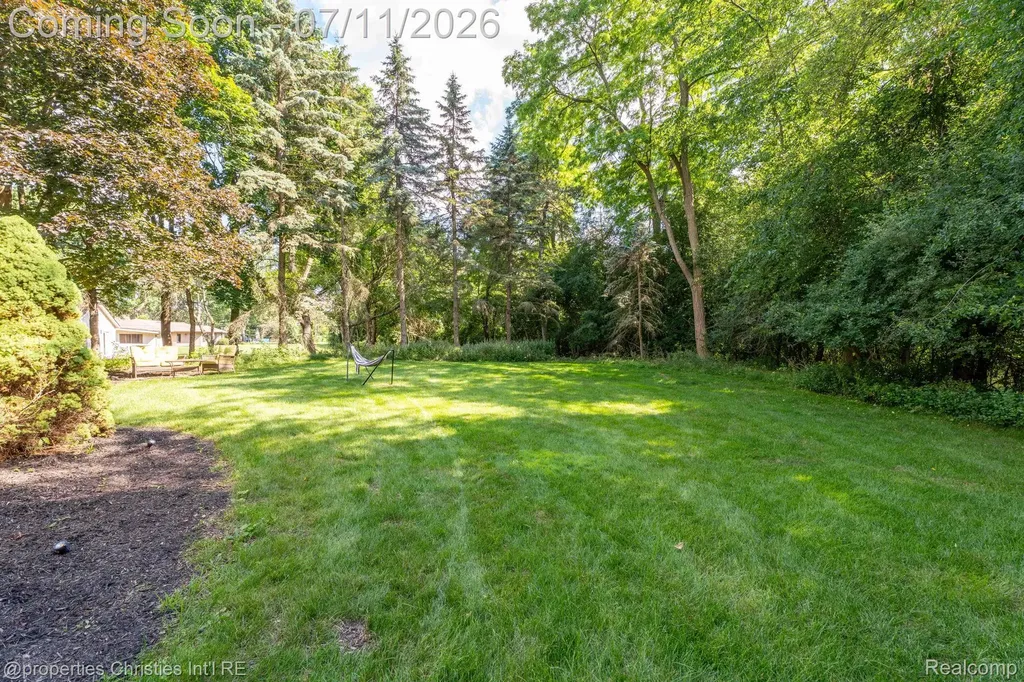 2766 Acorn Road Bloomfield Hills City MI 48302