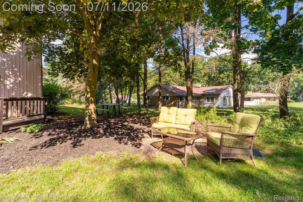 2766 Acorn Road Bloomfield Hills City MI 48302