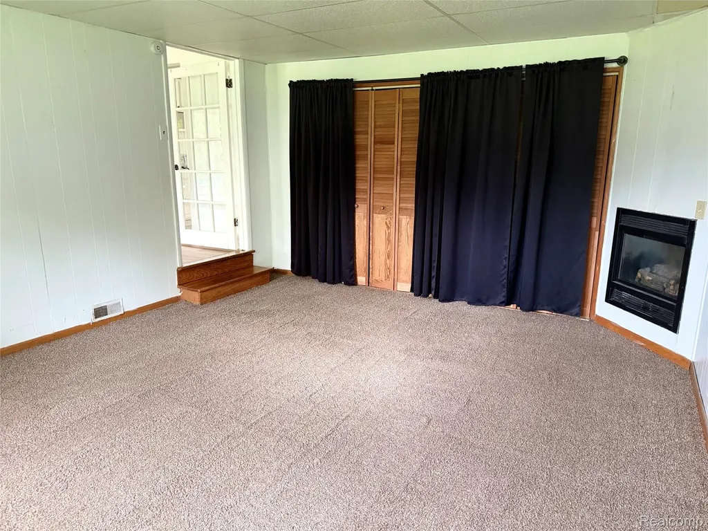 5347 Mapletree Drive Flint Charter Township MI 48532