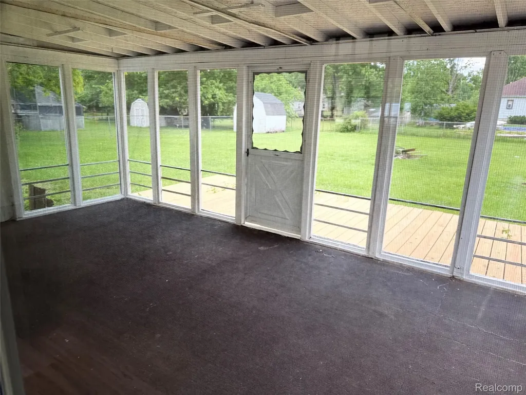 5347 Mapletree Drive Flint Charter Township MI 48532