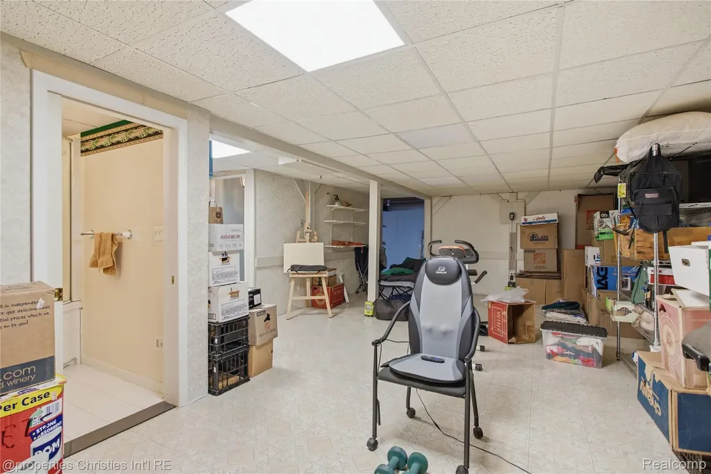40556 Newport Drive Plymouth Charter Township MI 48170