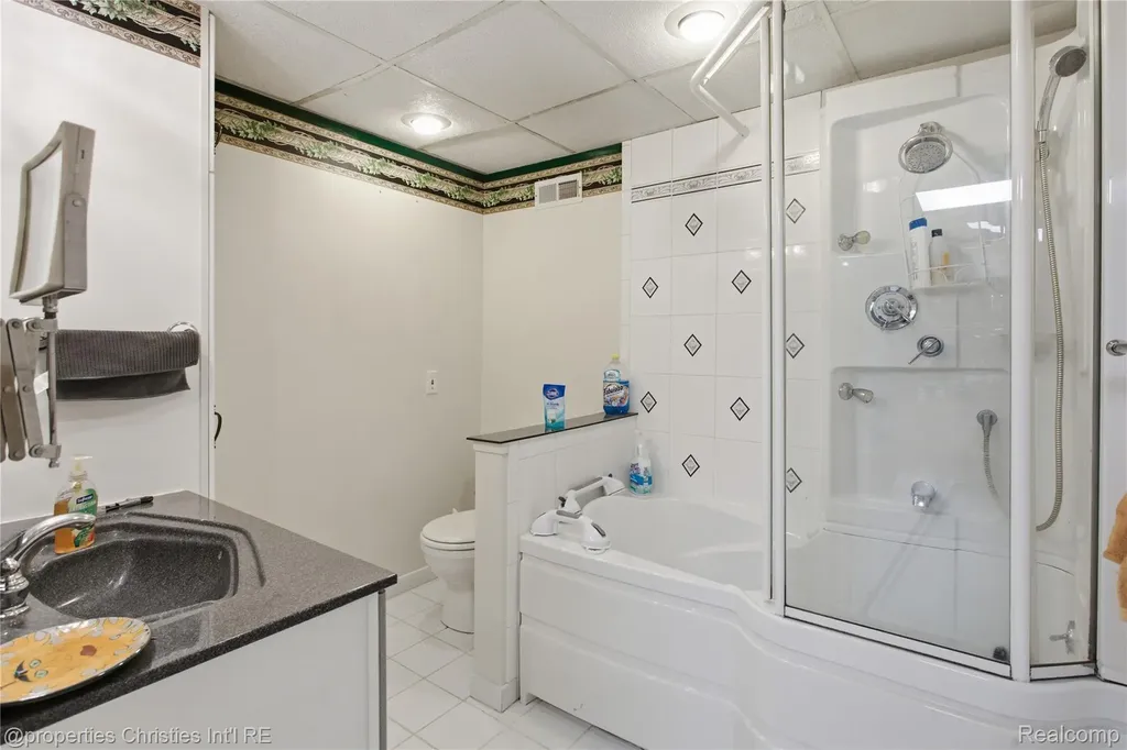 40556 Newport Drive Plymouth Charter Township MI 48170