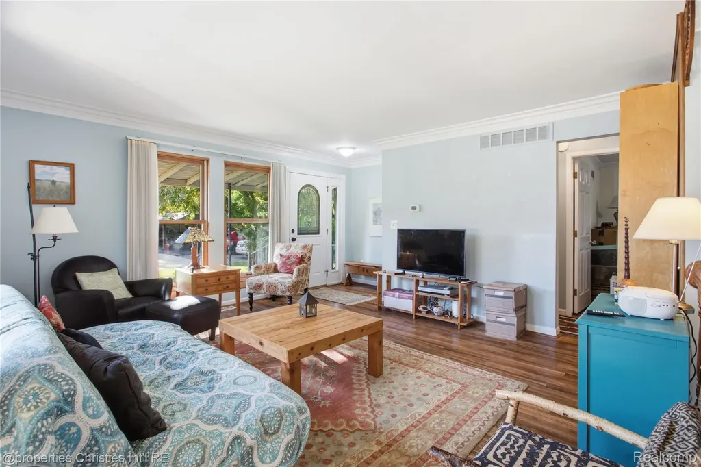 40556 Newport Drive Plymouth Charter Township MI 48170