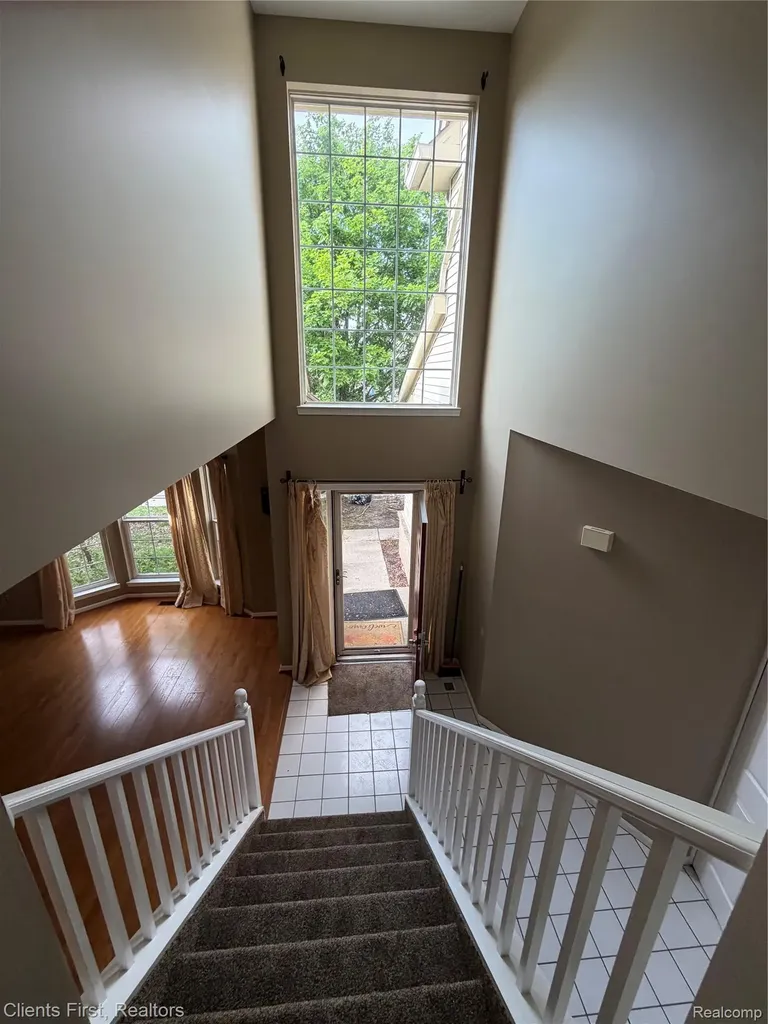 35285 Pennington Drive Farmington Hills City MI 48335
