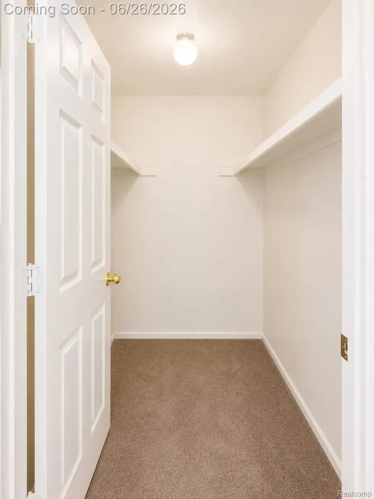 17014 Country Ridge Lane Macomb Township MI 48044