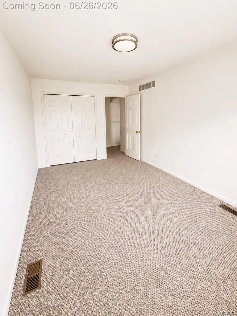17014 Country Ridge Lane Macomb Township MI 48044