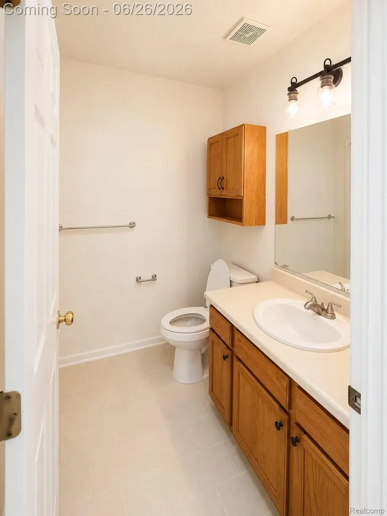 17014 Country Ridge Lane Macomb Township MI 48044