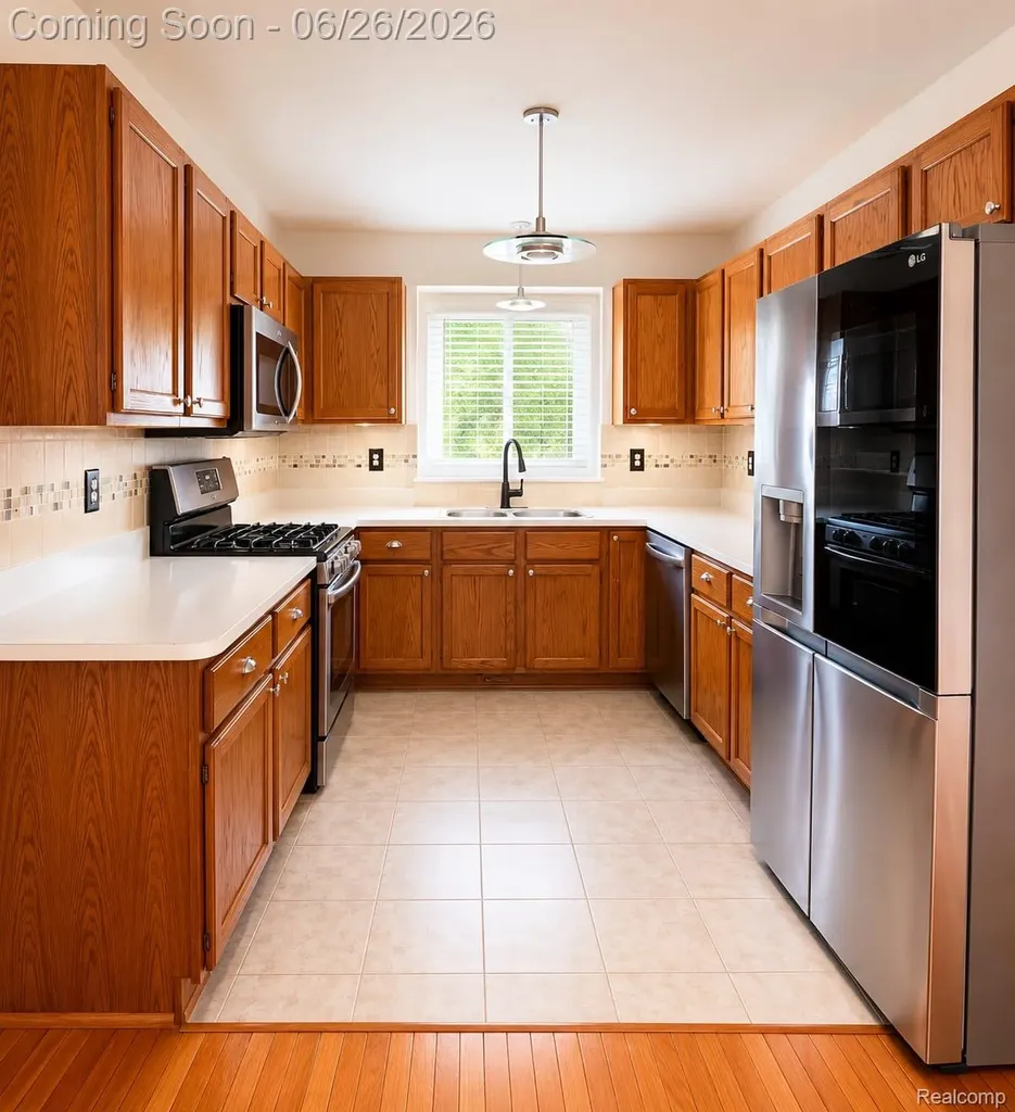17014 Country Ridge Lane Macomb Township MI 48044