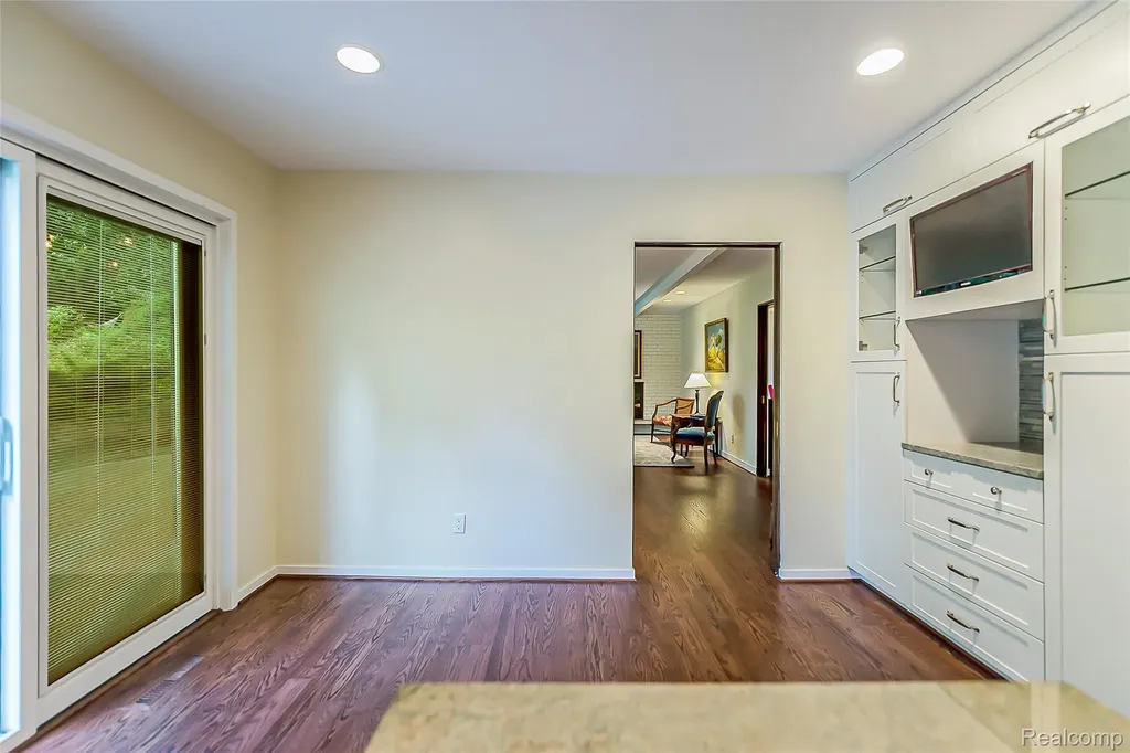 581 Woodway Court Bloomfield Hills City MI 48302