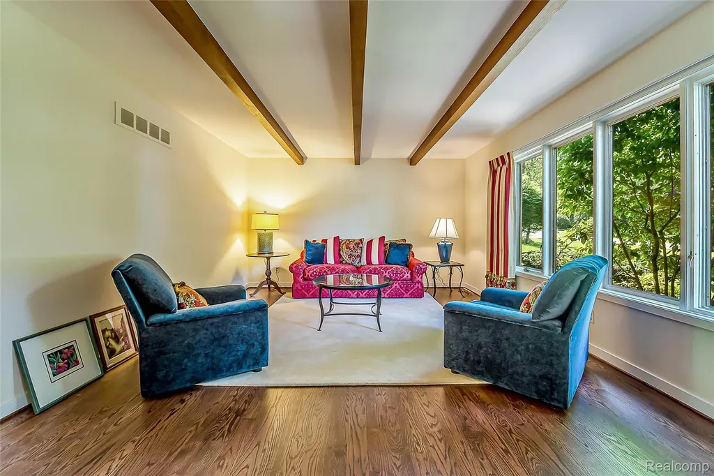 581 Woodway Court Bloomfield Hills City MI 48302