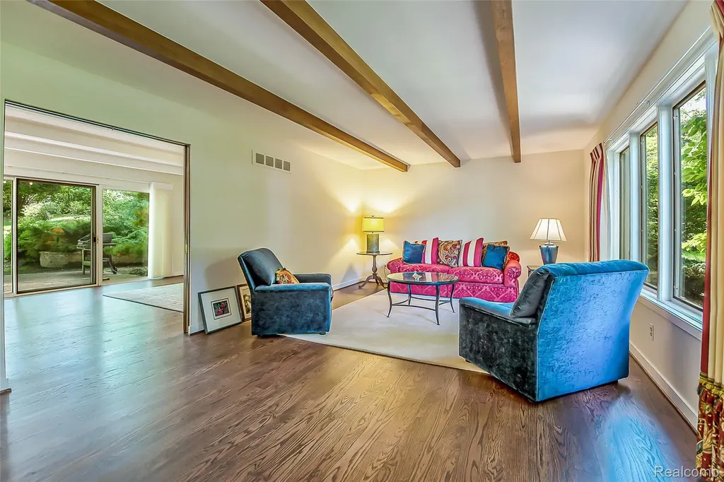 581 Woodway Court Bloomfield Hills City MI 48302