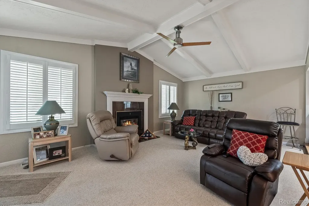 1662 Sumac Drive Rochester Hills City MI 48309