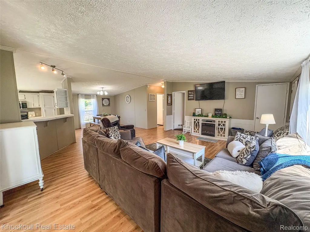 7760 Bell Road Bridgeport Charter Township MI 48415