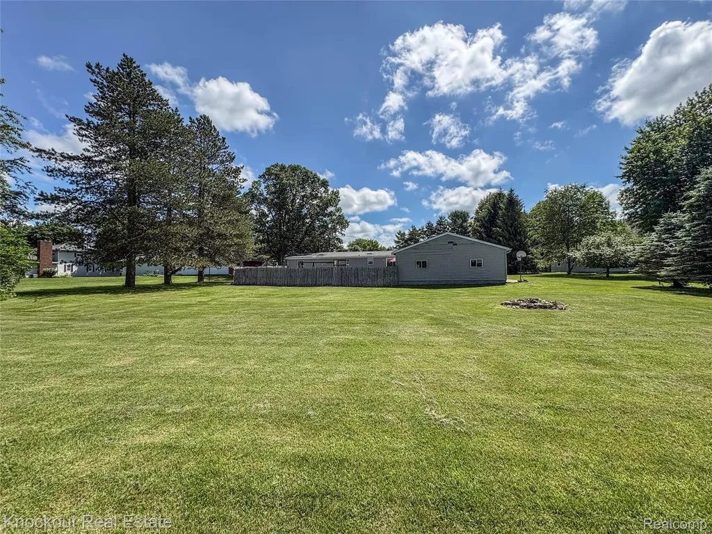 7760 Bell Road Bridgeport Charter Township MI 48415