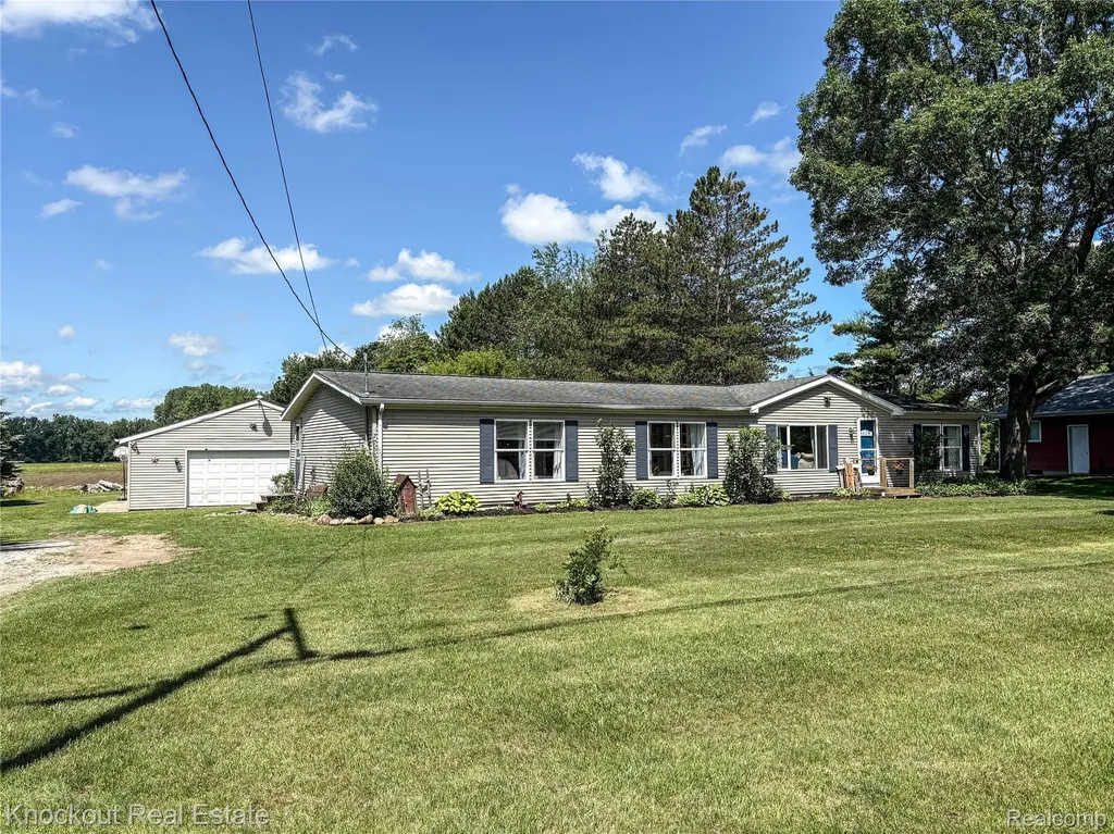 7760 Bell Road Bridgeport Charter Township MI 48415