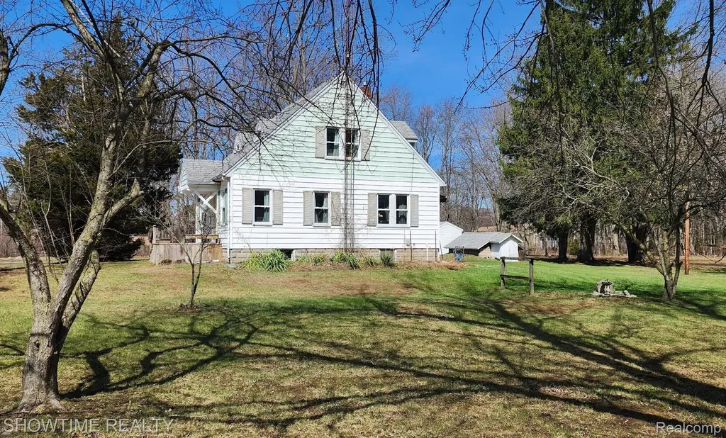 2970 Range Road Port Huron Charter Township MI 48060