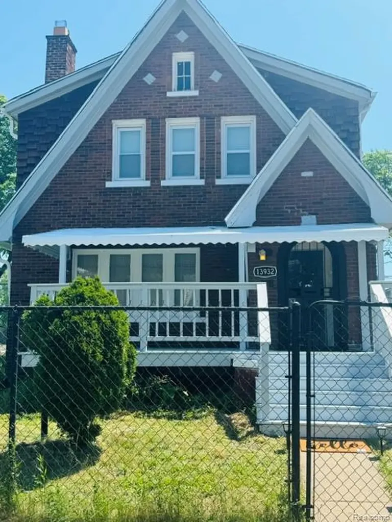 13932 Roselawn Street Detroit City MI 48238