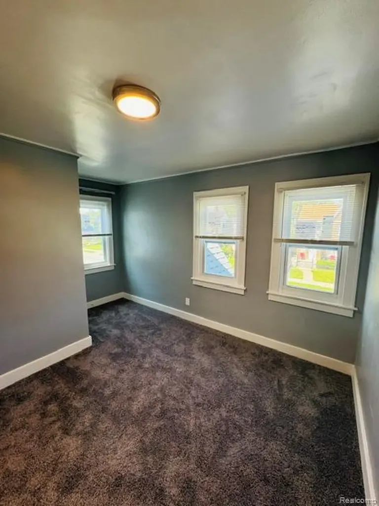 13932 Roselawn Street Detroit City MI 48238