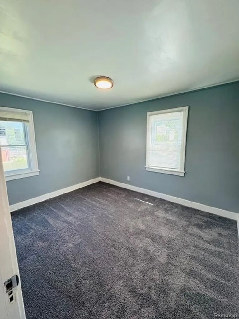 13932 Roselawn Street Detroit City MI 48238