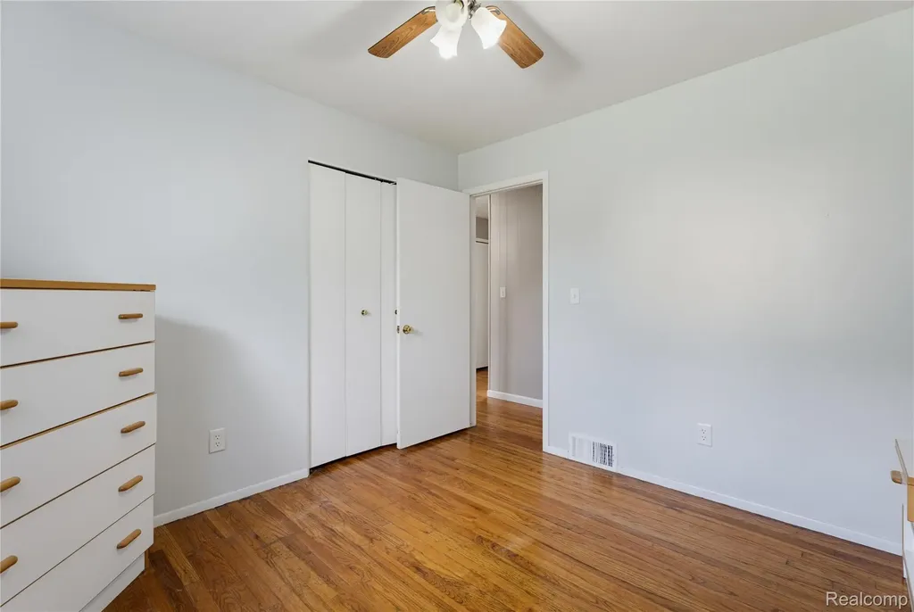 3173 Hedge Drive Sterling Heights City MI 48310