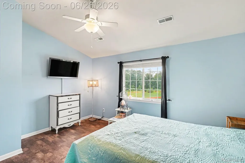 2234 Knotty Pine Trail Howell Township MI 48855