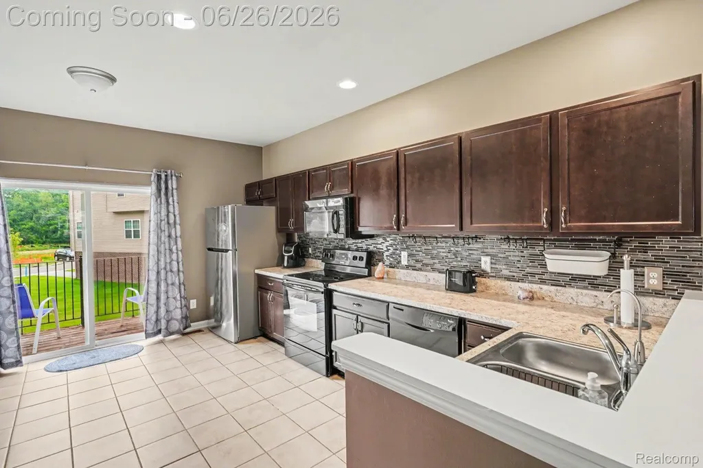 2234 Knotty Pine Trail Howell Township MI 48855
