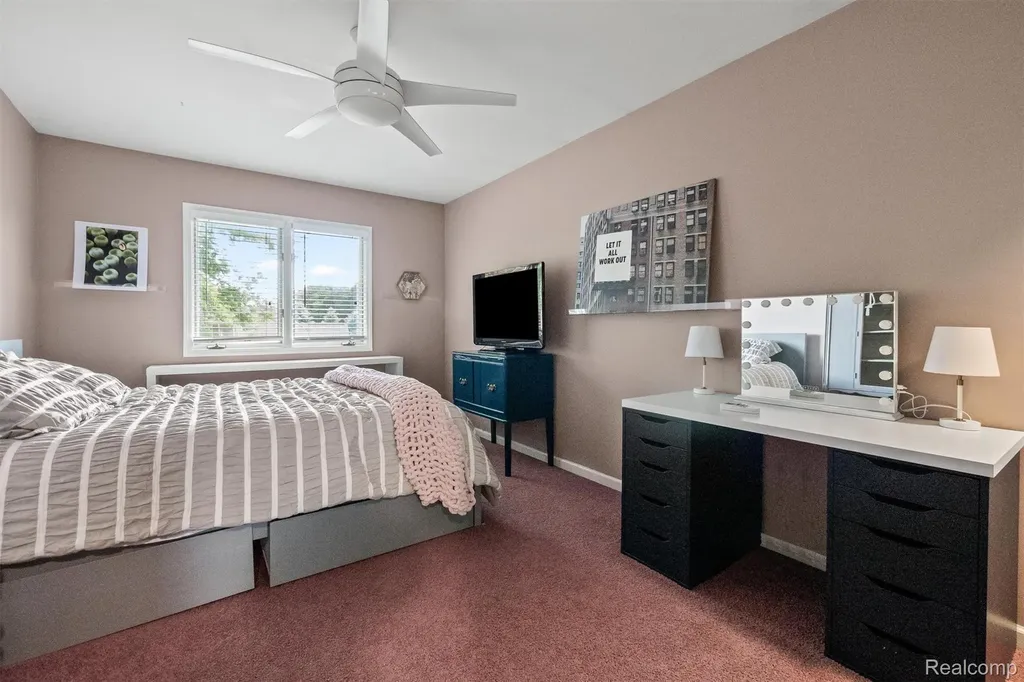 68960 Silver Fox Lane Washington Township MI 48095