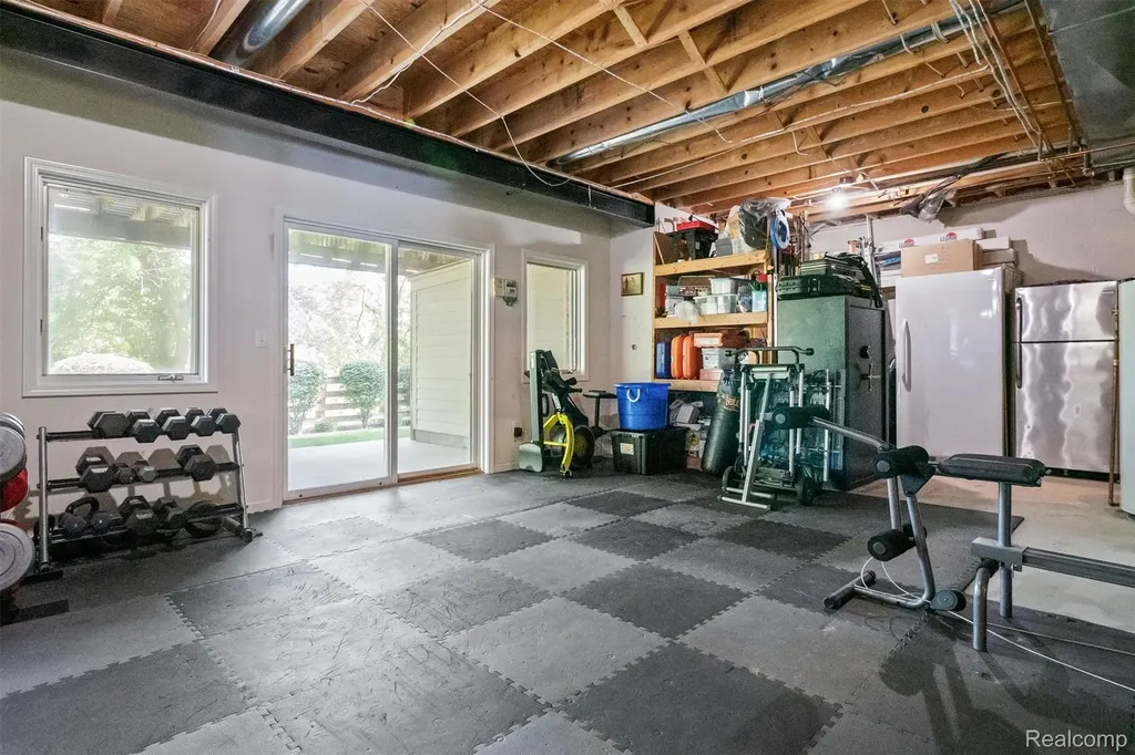 68960 Silver Fox Lane Washington Township MI 48095