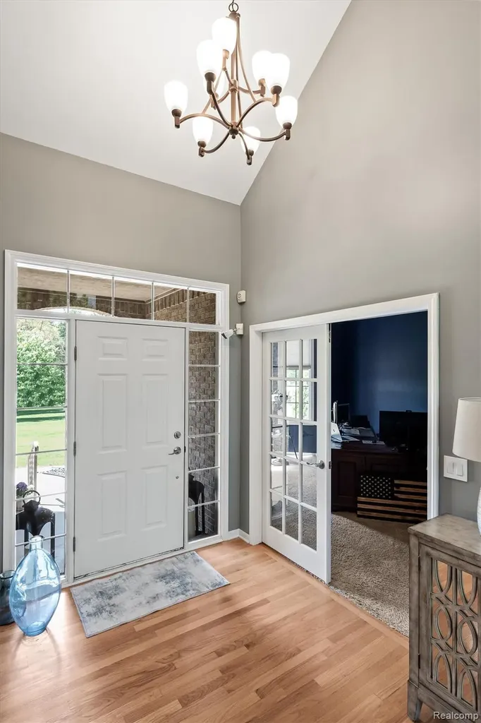 68960 Silver Fox Lane Washington Township MI 48095