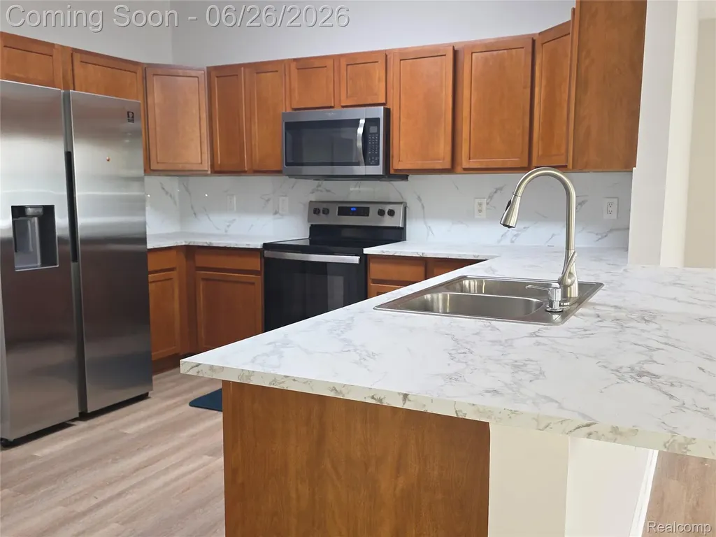 4065 Radcliff Drive Canton Charter Township MI 48188