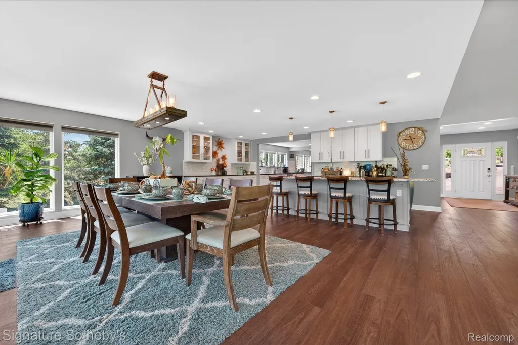 30650 Lahser Road Beverly Hills Village MI 48025