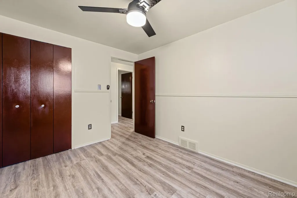 33828 Stonewood Drive Sterling Heights City MI 48312