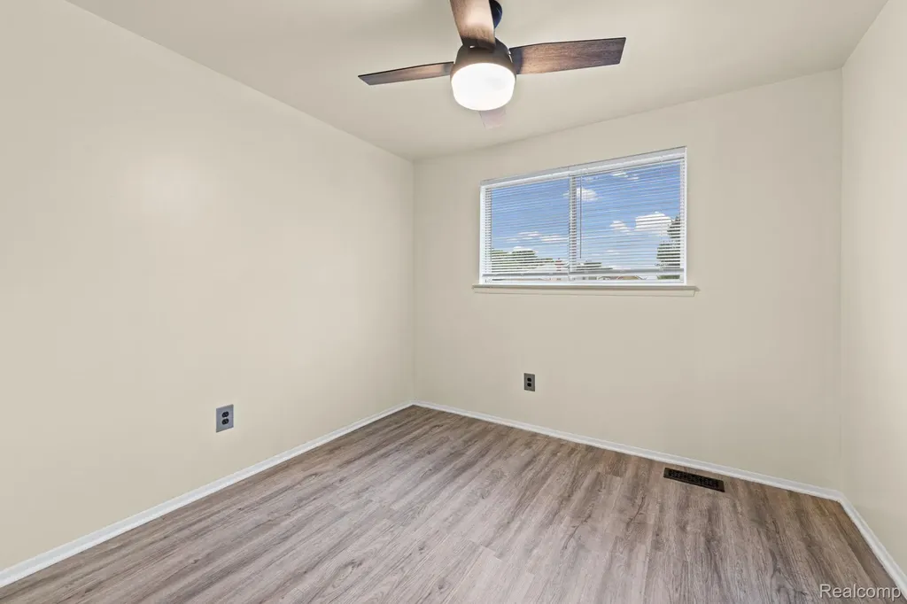 33828 Stonewood Drive Sterling Heights City MI 48312