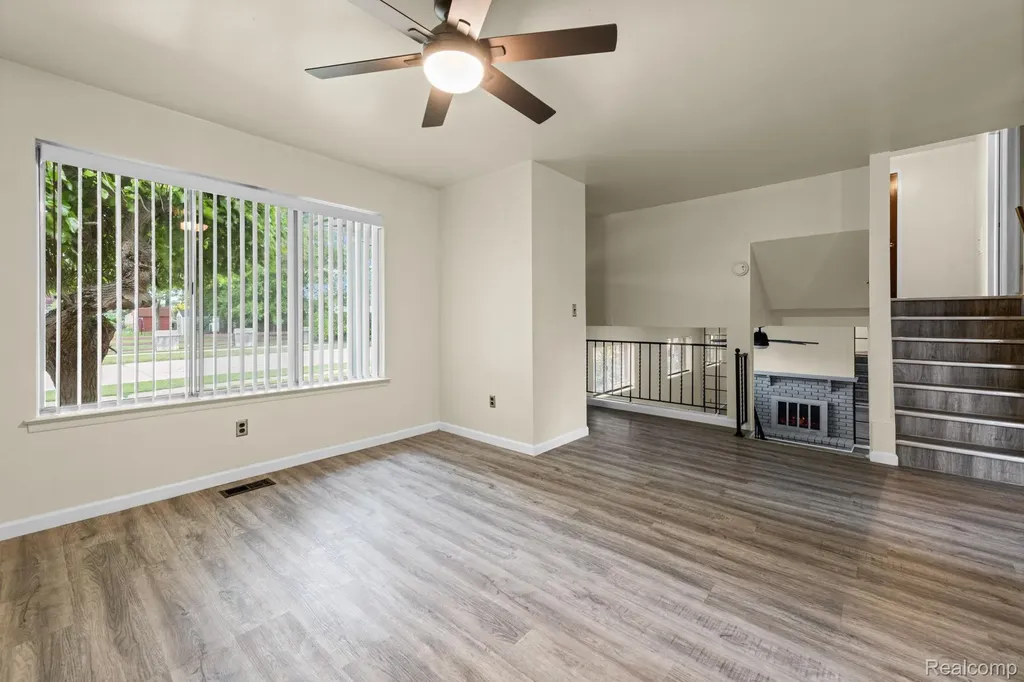 33828 Stonewood Drive Sterling Heights City MI 48312