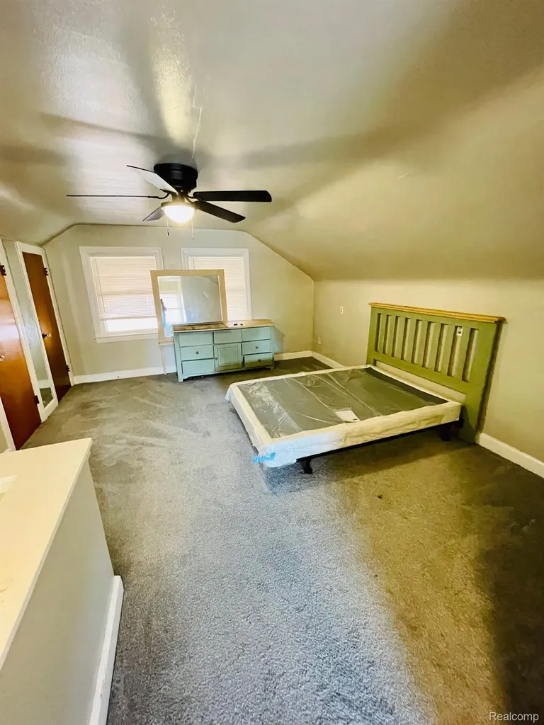9327 Cloverlawn Street Detroit City MI 48204