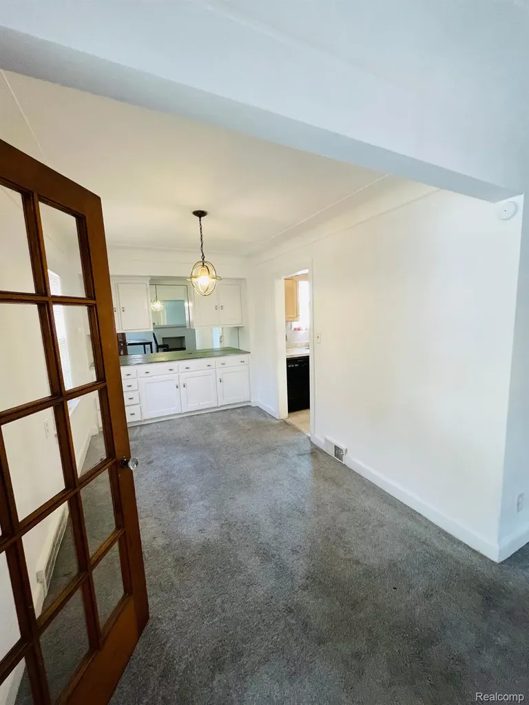 9327 Cloverlawn Street Detroit City MI 48204