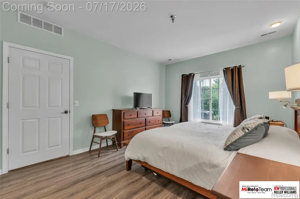 5950 E Island Drive Ypsilanti Charter Township MI 48197