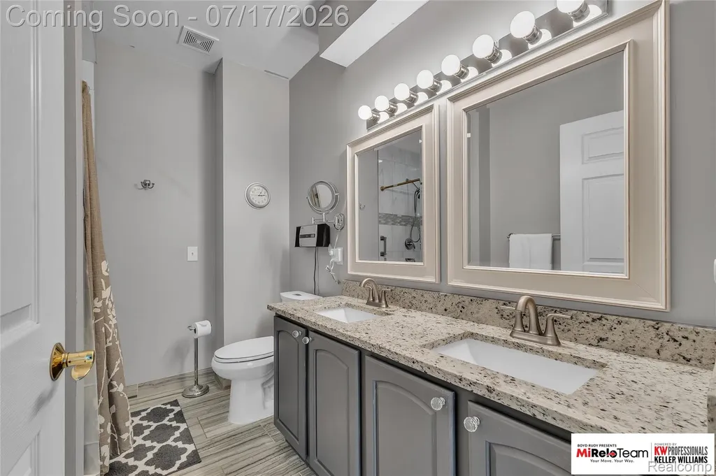 5950 E Island Drive Ypsilanti Charter Township MI 48197