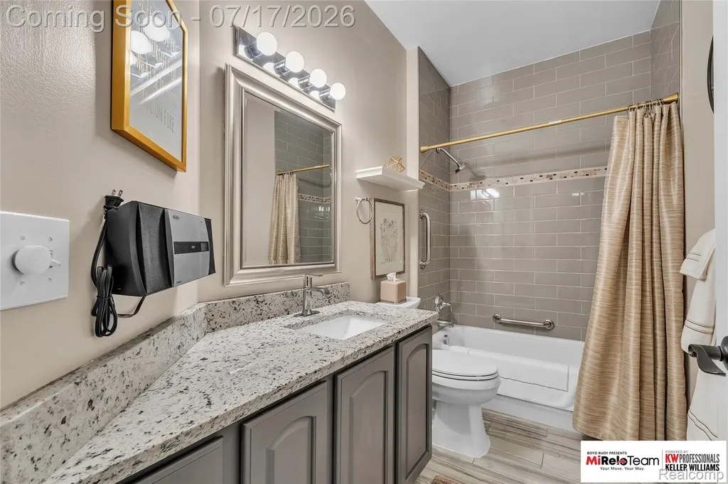 5950 E Island Drive Ypsilanti Charter Township MI 48197