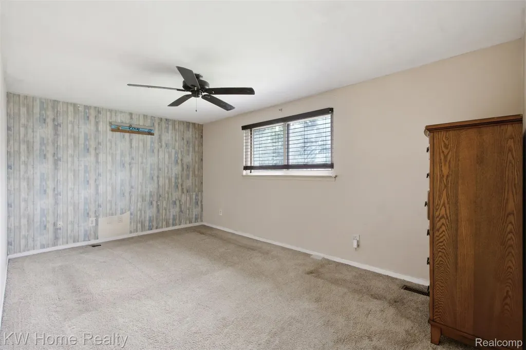 19700 Northbrook Drive Southfield City MI 48076